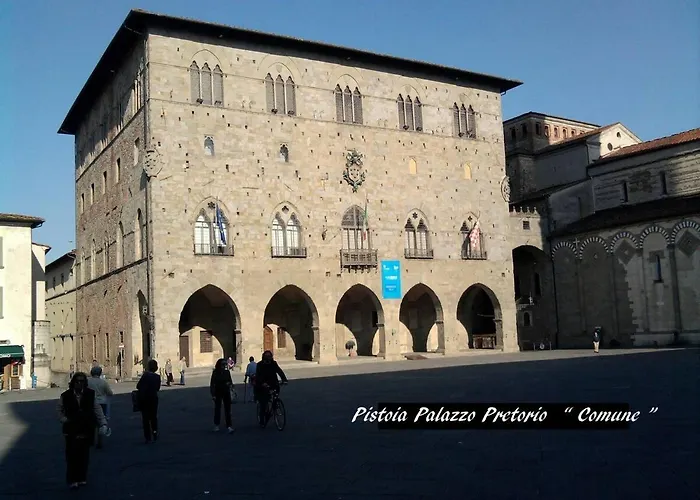 Da Riki Con Vista Sulle Colline Toscane アパート