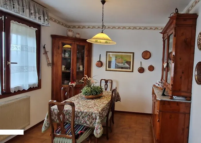 Da Riki Con Vista Sulle Colline Toscane